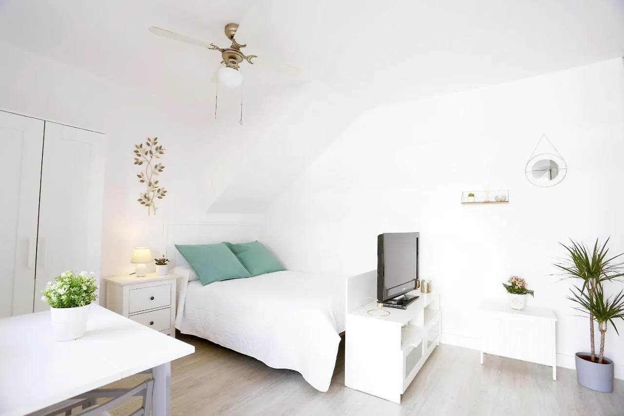 Malagadevacaciones - Bolivia Apartment 0*, Malaga Spain